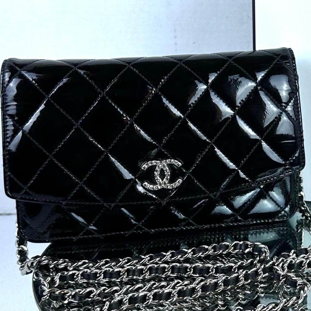 CHANEL WOC Patent Leather Chanel BLK SHW